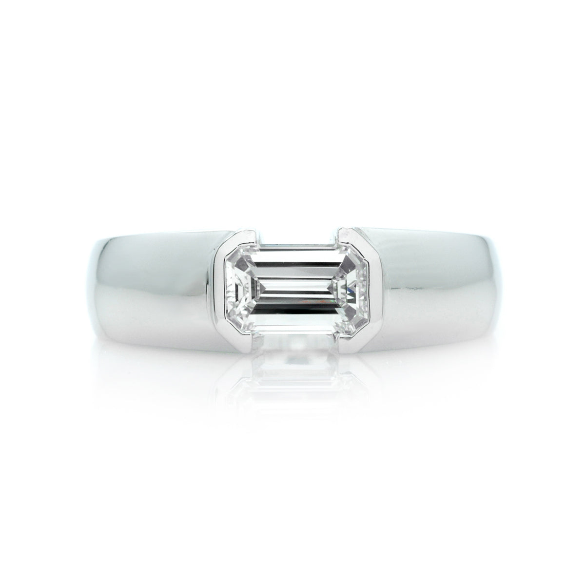 The Cassandra Engagement Ring