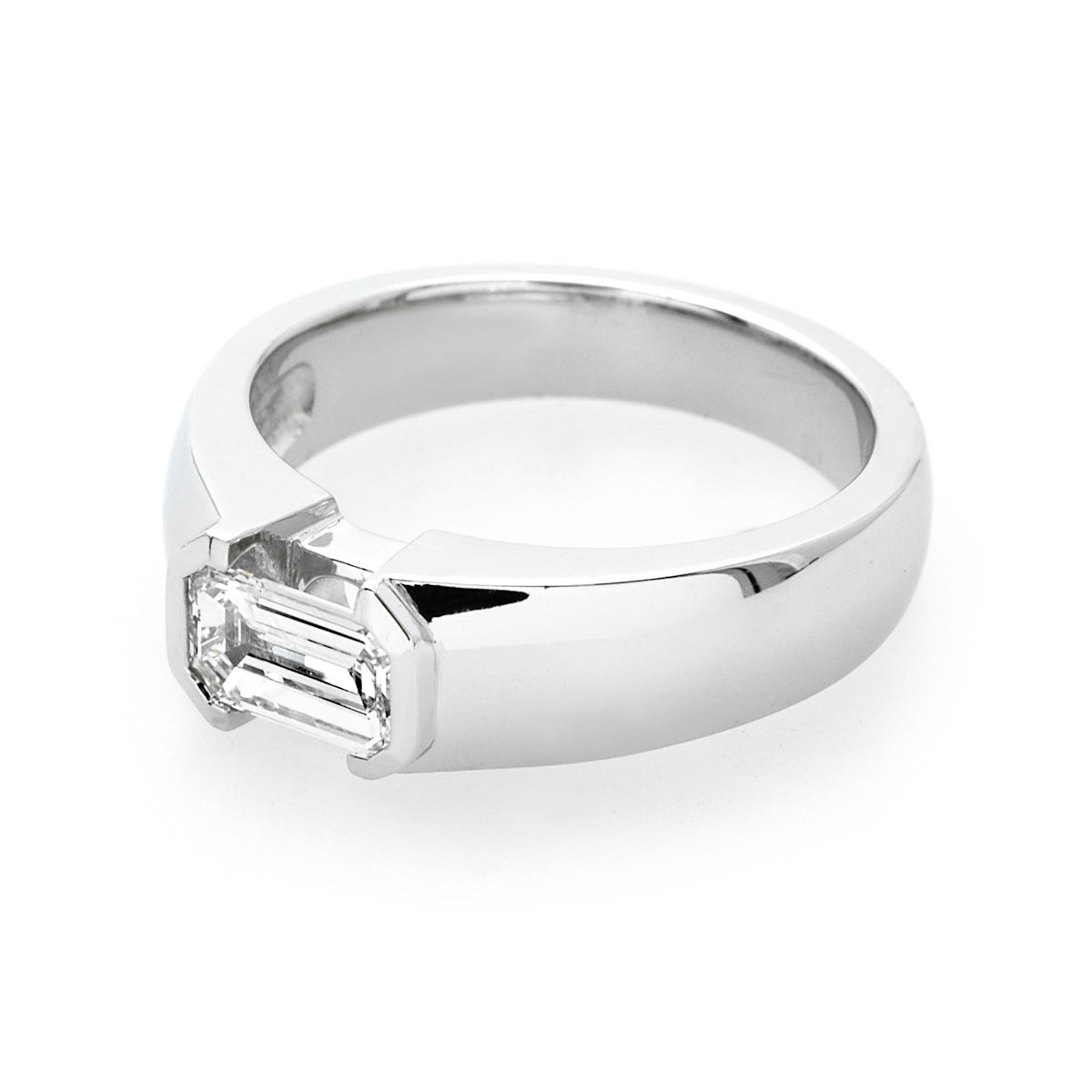 The Cassandra Engagement Ring