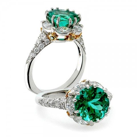 The Yara Emerald and Diamond Ring